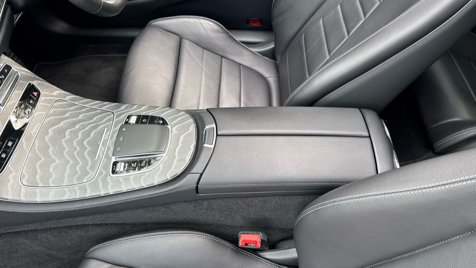 Mercedes-Benz E-Class E300 AMG Line Night Ed Premium Plus 2dr 9G-Tronic Petrol Coupe - Image 13