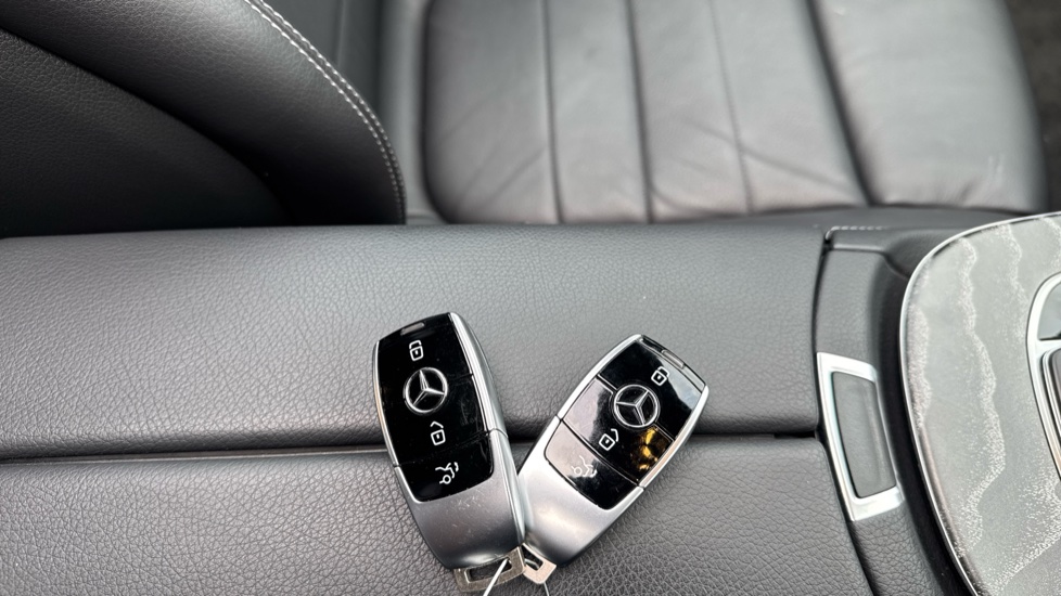 Mercedes-Benz E-Class E300 AMG Line Night Ed Premium Plus 2dr 9G-Tronic Petrol Coupe - Image 20