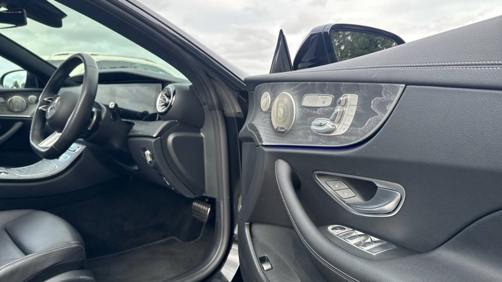 Mercedes-Benz E-Class E300 AMG Line Night Ed Premium Plus 2dr 9G-Tronic Petrol Coupe - Image 24