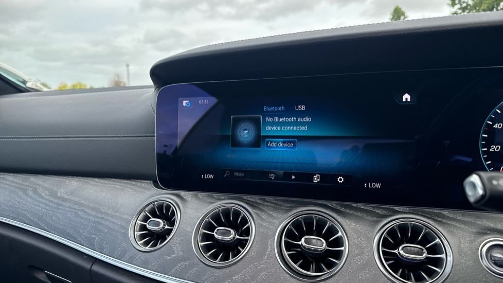 Mercedes-Benz E-Class E300 AMG Line Night Ed Premium Plus 2dr 9G-Tronic Petrol Coupe - Image 41