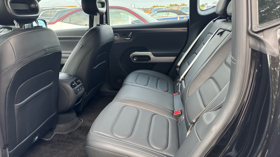 smart Hashtag 5 250kW Pro 76kWh 5dr Auto Electric Estate - Image 16