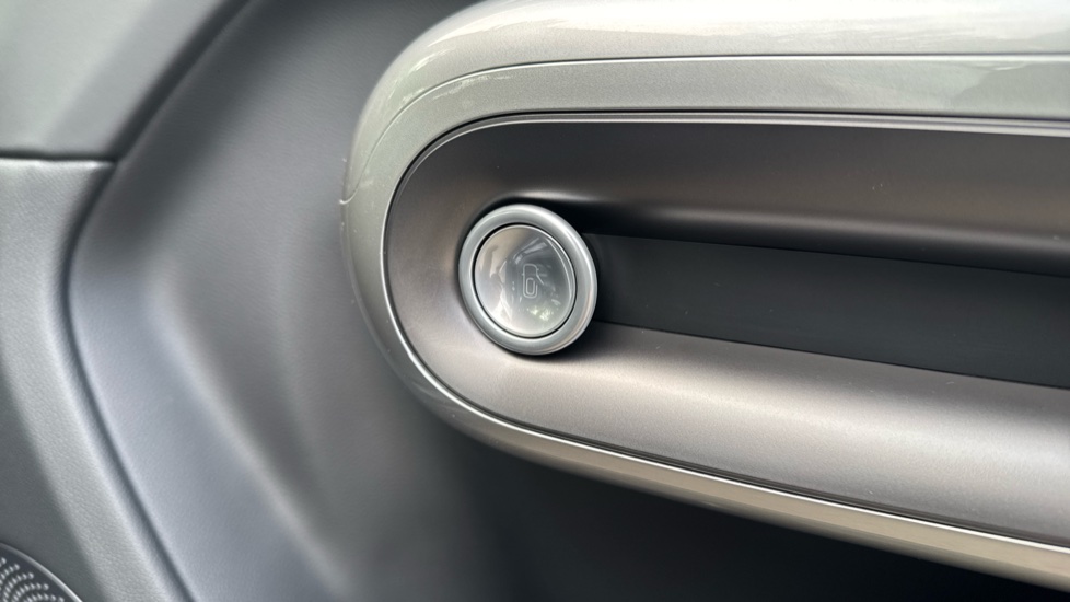 smart Hashtag 5 250kW Pro 76kWh 5dr Auto Electric Estate - Image 36