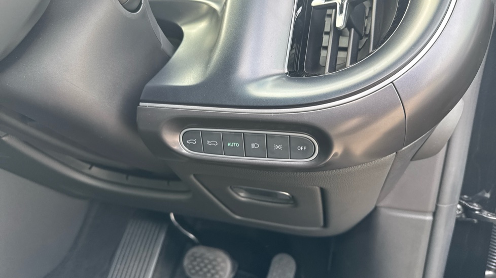 smart Hashtag 5 250kW Pro 76kWh 5dr Auto Electric Estate - Image 37