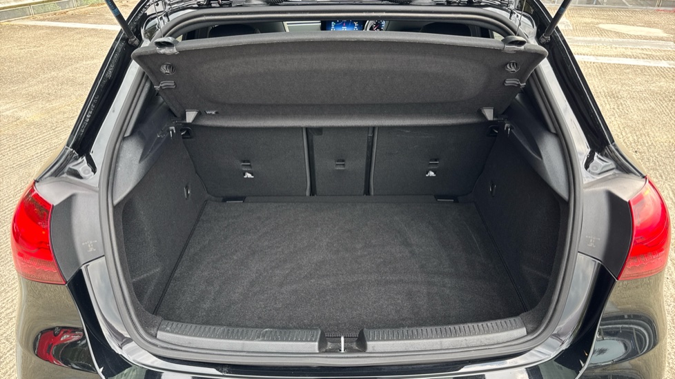 Mercedes-Benz A-Class A180 AMG Line Premium Plus 5dr Auto Petrol Hatchback - Image 4