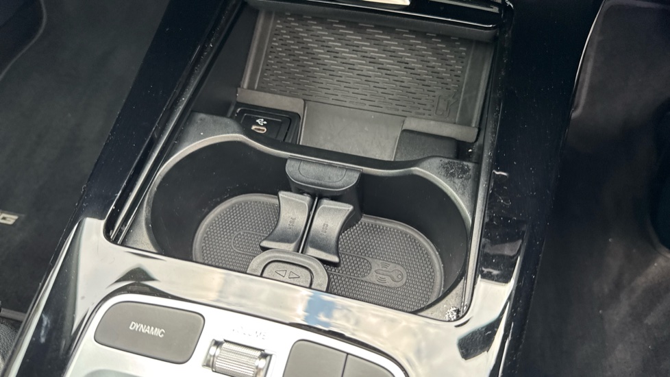 Mercedes-Benz A-Class A180 AMG Line Premium Plus 5dr Auto Petrol Hatchback - Image 41