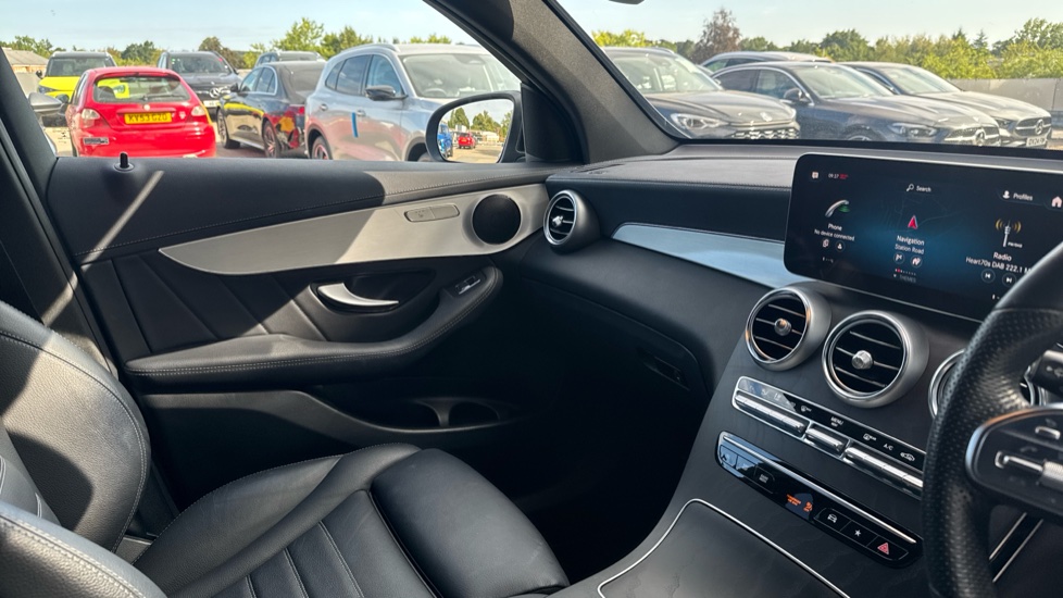 Mercedes-Benz GLC Coupe GLC 300d 4Matic AMG Line Premium 5dr 9G-Tronic Diesel Estate - Image 14