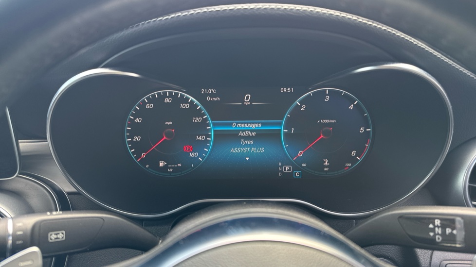 Mercedes-Benz GLC Coupe GLC 300d 4Matic AMG Line Premium 5dr 9G-Tronic Diesel Estate - Image 38