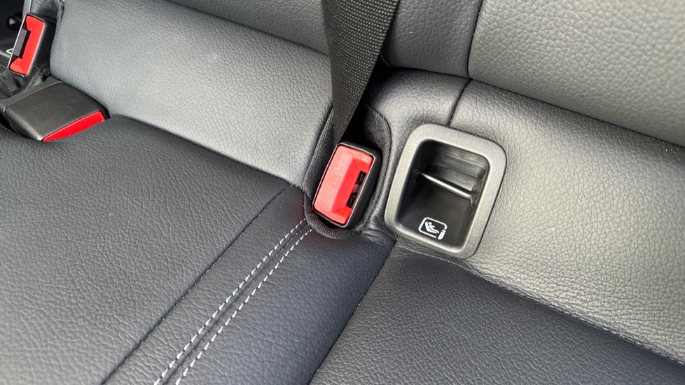 Mercedes-AMG A-Class A35 4Matic Premium Plus 5dr Auto Petrol Hatchback - Image 17
