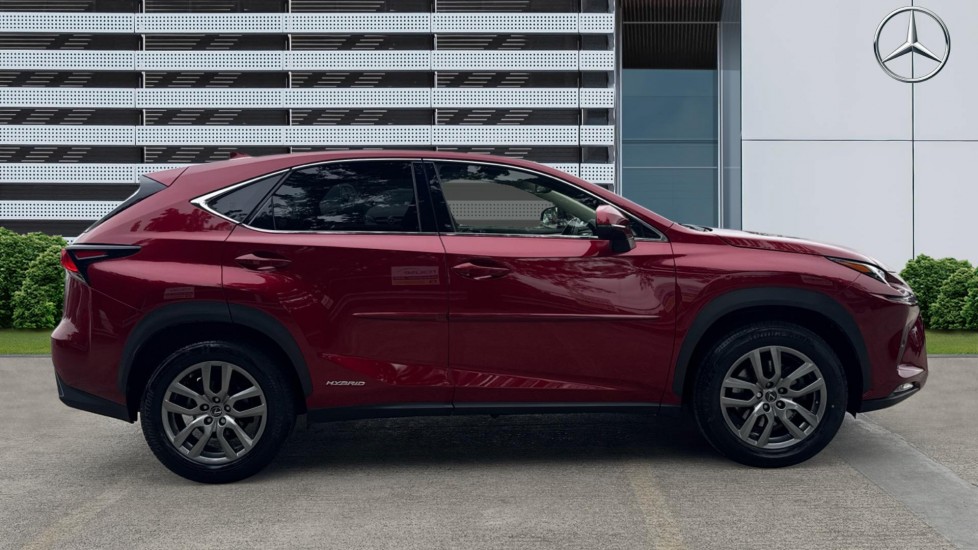 Lexus NX 300h 2.5 5dr CVT [8 Inch Nav] Hybrid Estate - Image 5
