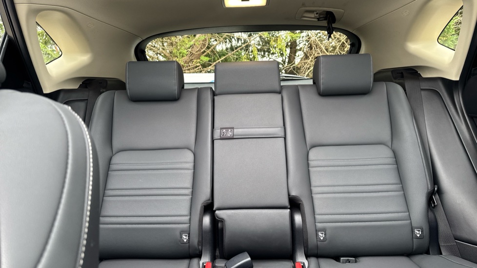 Lexus NX 300h 2.5 5dr CVT [8 Inch Nav] Hybrid Estate - Image 15