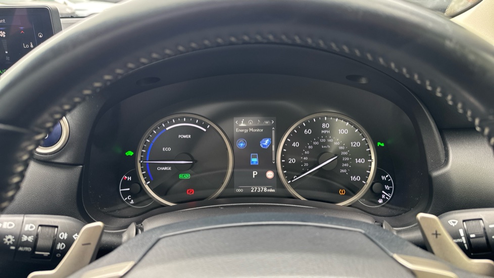 Lexus NX 300h 2.5 5dr CVT [8 Inch Nav] Hybrid Estate - Image 32