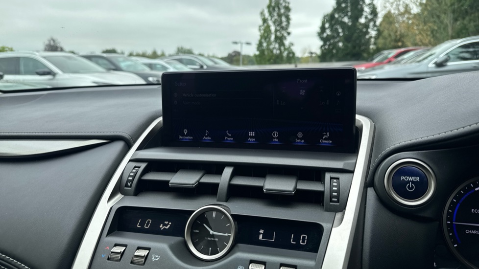 Lexus NX 300h 2.5 5dr CVT [8 Inch Nav] Hybrid Estate - Image 39