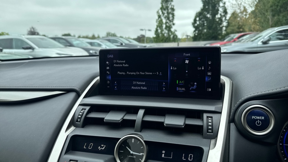Lexus NX 300h 2.5 5dr CVT [8 Inch Nav] Hybrid Estate - Image 41