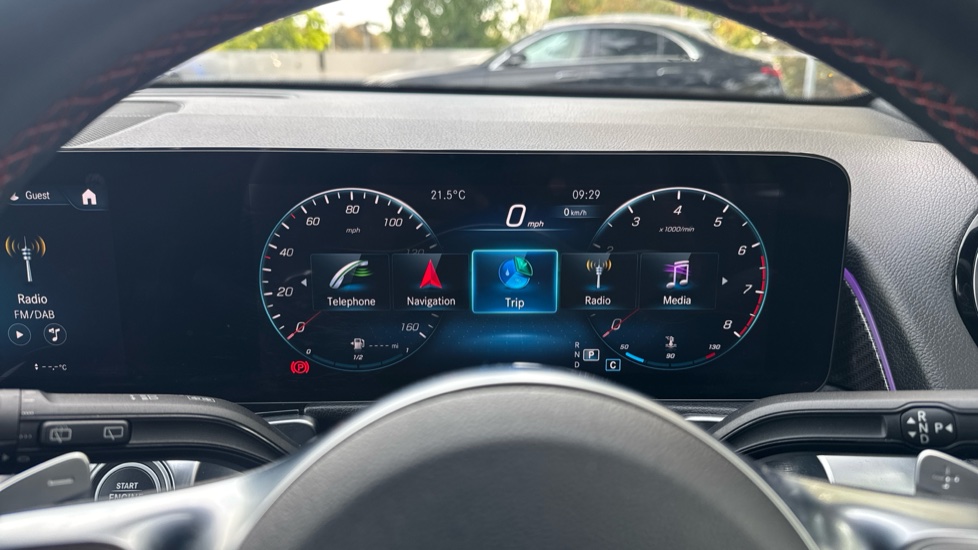 Mercedes-Benz GLB 200 AMG Line Premium 5dr 7G-Tronic Petrol Estate - Image 35