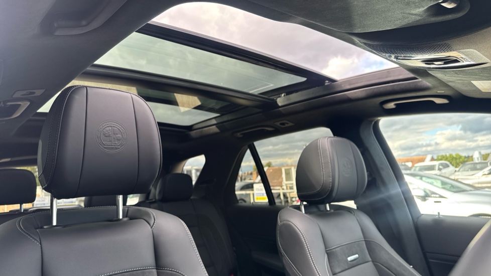 Mercedes-AMG GLE 53 4Matic+ Hybrid Night Ed Premium+ 5dr TCT Estate - Image 31