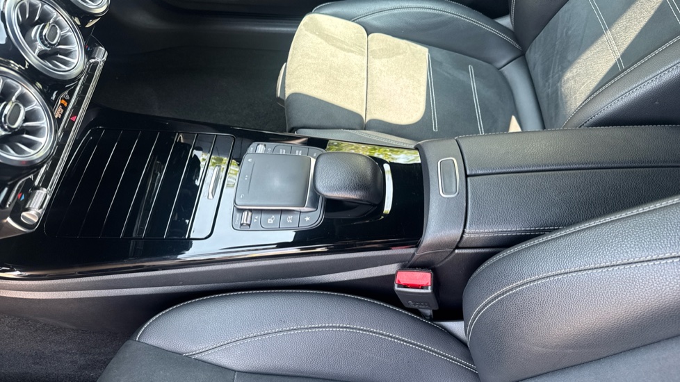 Mercedes-Benz A-Class A180 AMG Line Executive Edition 5dr Auto Petrol Hatchback - Image 13