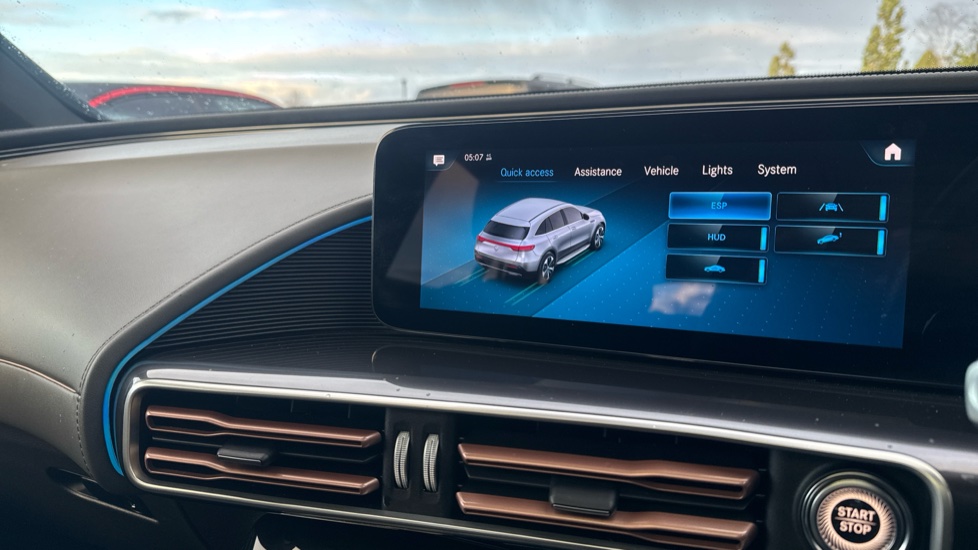 Mercedes-Benz EQC 400 300kW AMG Line Premium Plus 80kWh 5dr Auto Electric Estate - Image 45