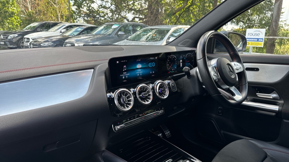 Mercedes-Benz Eqa 250 140kW AMG Line 66.5kWh 5dr Auto Electric Hatchback - Image 9