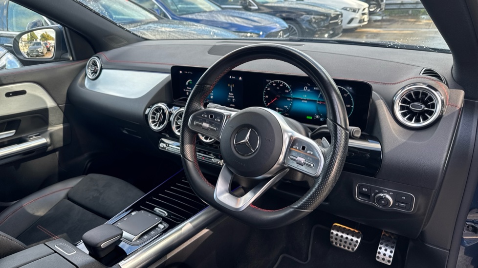 Mercedes-Benz Eqa 250 140kW AMG Line 66.5kWh 5dr Auto Electric Hatchback - Image 11