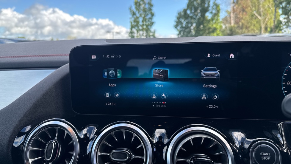 Mercedes-Benz Eqa 250 140kW AMG Line 66.5kWh 5dr Auto Electric Hatchback - Image 12
