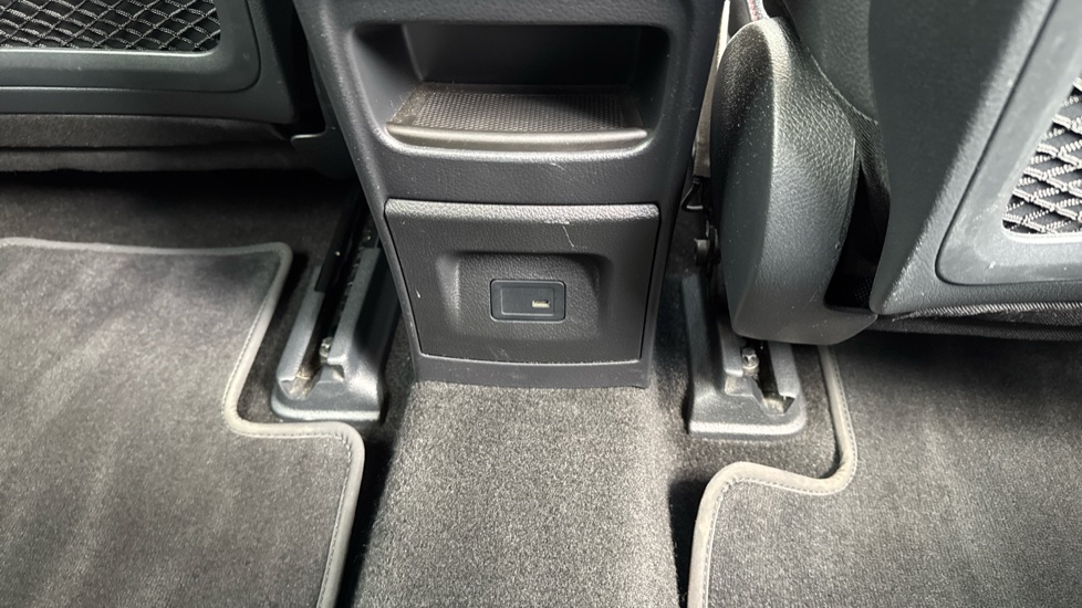 Mercedes-Benz Eqa 250 140kW AMG Line 66.5kWh 5dr Auto Electric Hatchback - Image 29