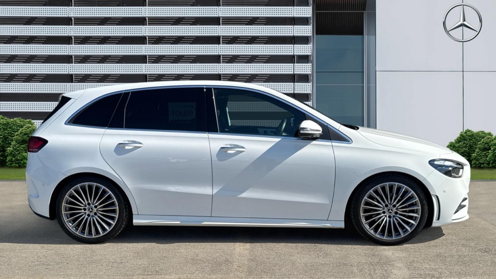Mercedes-Benz B-Class B200d AMG Line Premium Plus 5dr Auto Diesel Hatchback - Image 5
