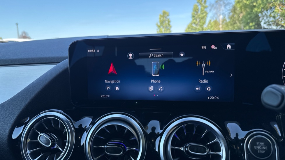 Mercedes-Benz B-Class B200d AMG Line Premium Plus 5dr Auto Diesel Hatchback - Image 39