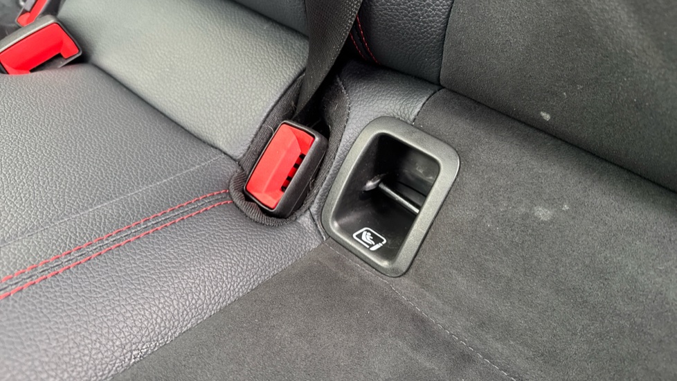 Mercedes-Benz A-Class A180 AMG Line Premium Plus 5dr Auto Petrol Hatchback - Image 17