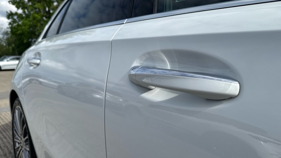 Mercedes-Benz A-Class A180 AMG Line Premium Plus 5dr Auto Petrol Hatchback - Image 21