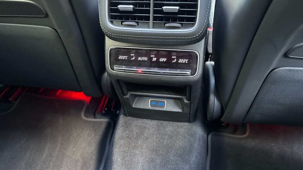 Mercedes-AMG GLE Coupe GLE 53 4Matic+ Night Edition Premium Plus 5dr TCT Petrol Estate - Image 34