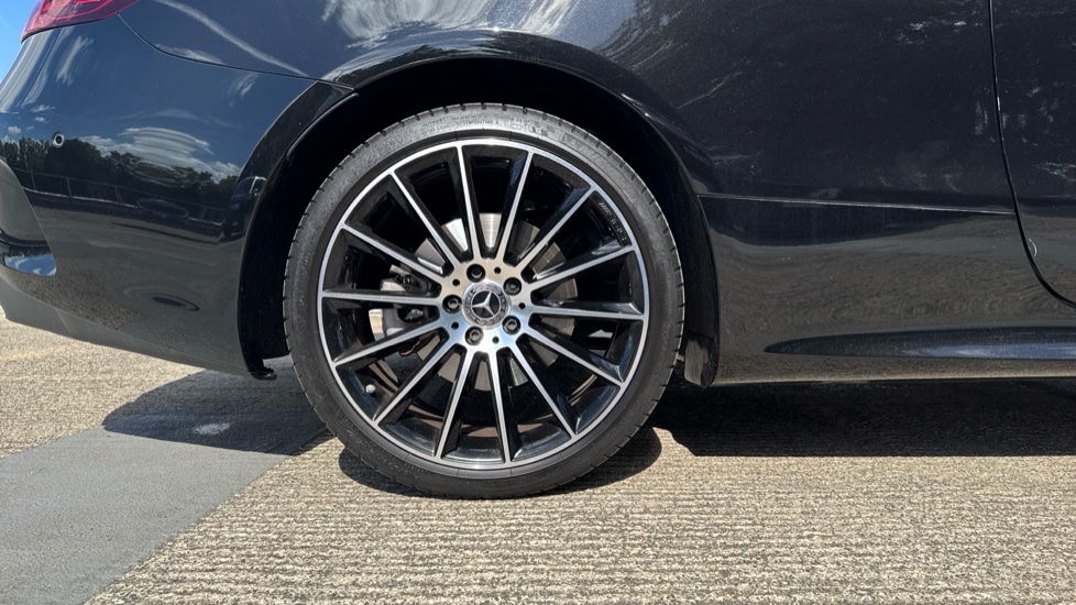 Mercedes-Benz E-Class E400d 4Matic AMG Line Night Ed Pre+ 2dr 9G-Tronic Diesel Coupe - Image 7
