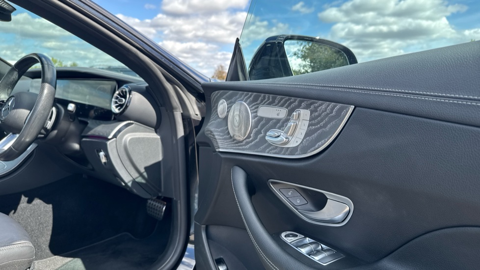 Mercedes-Benz E-Class E400d 4Matic AMG Line Night Ed Pre+ 2dr 9G-Tronic Diesel Coupe - Image 25
