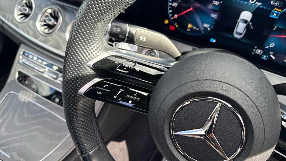 Mercedes-Benz E-Class E400d 4Matic AMG Line Night Ed Pre+ 2dr 9G-Tronic Diesel Coupe - Image 29