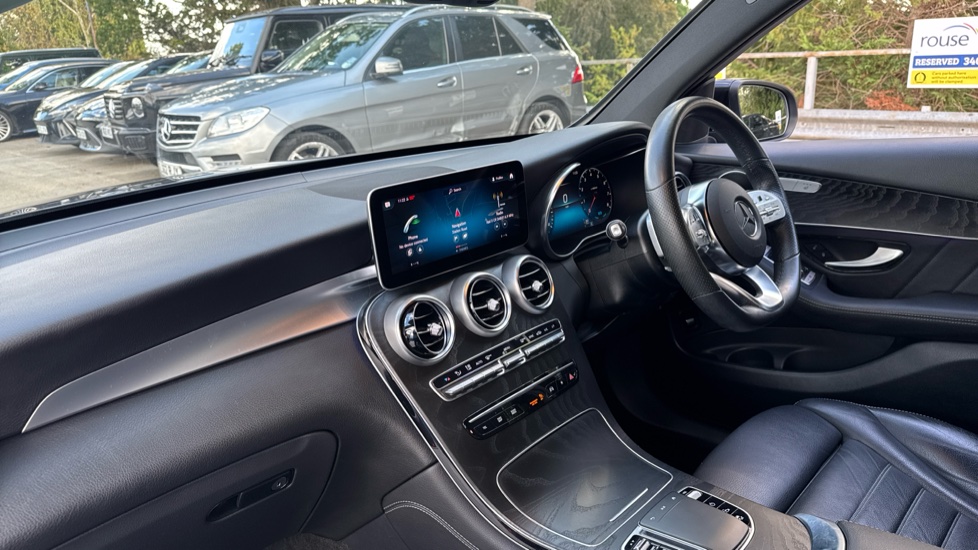 Mercedes-Benz GLC 300 4Matic AMG Line Premium 5dr 9G-Tronic Petrol Estate - Image 9