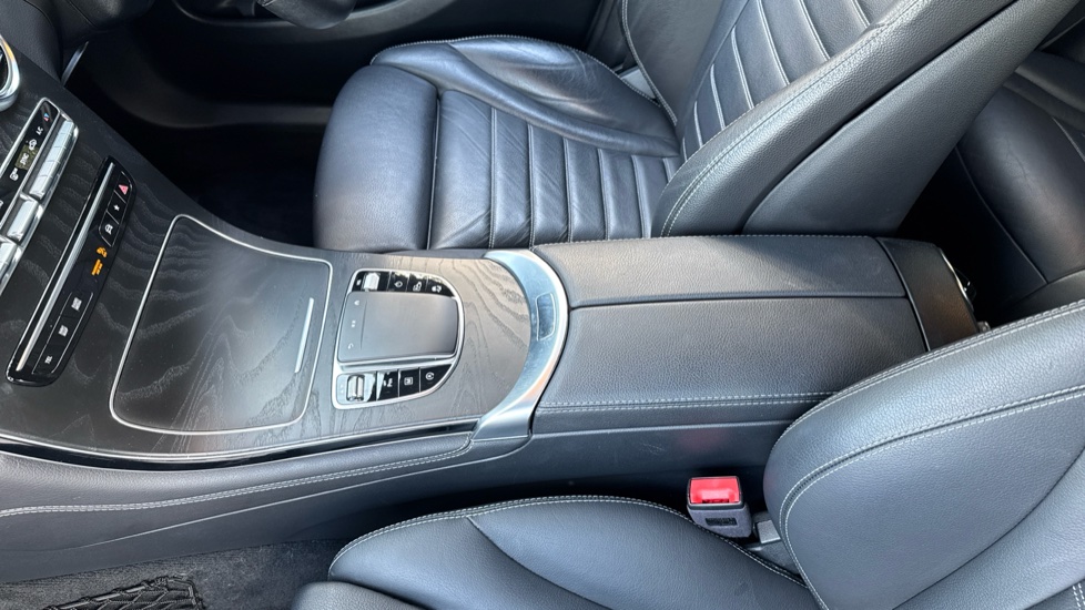 Mercedes-Benz GLC 300 4Matic AMG Line Premium 5dr 9G-Tronic Petrol Estate - Image 13