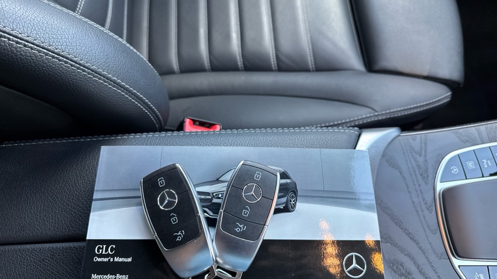 Mercedes-Benz GLC 300 4Matic AMG Line Premium 5dr 9G-Tronic Petrol Estate - Image 19