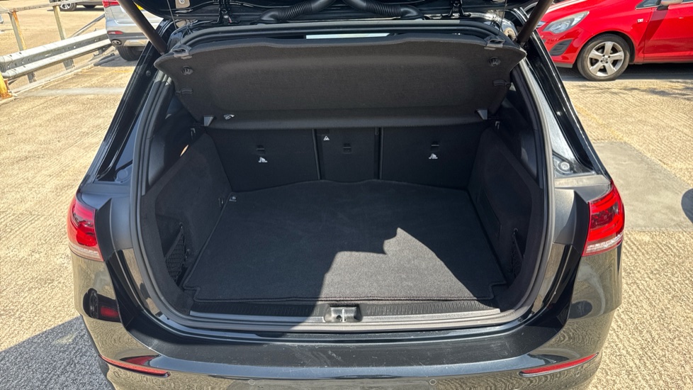 Mercedes-Benz B-Class B200 AMG Line Premium 5dr Auto Petrol Hatchback - Image 4