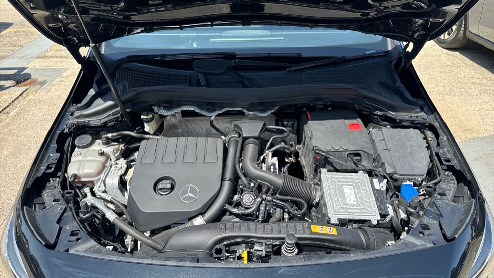 Mercedes-Benz B-Class B200 AMG Line Premium 5dr Auto Petrol Hatchback - Image 8