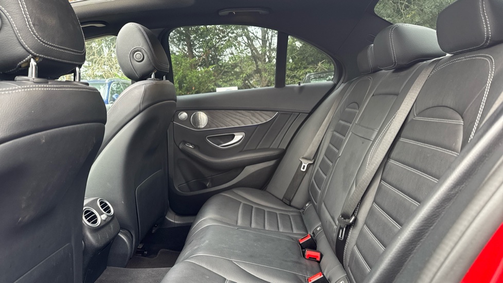 Mercedes-Benz C-Class C200 AMG Line Premium Plus 4dr 9G-Tronic Petrol Saloon - Image 16