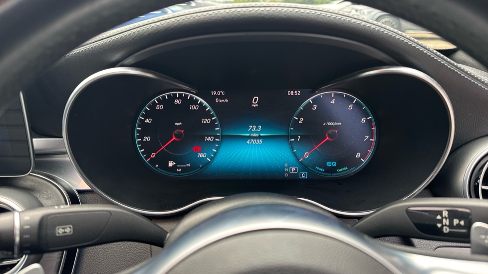 Mercedes-Benz C-Class C200 AMG Line Premium Plus 4dr 9G-Tronic Petrol Saloon - Image 18