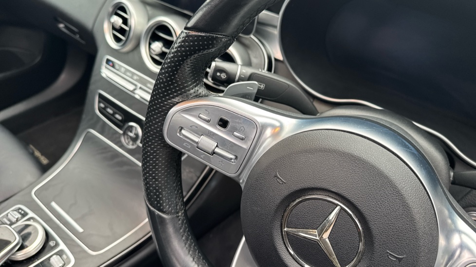 Mercedes-Benz C-Class C200 AMG Line Premium Plus 4dr 9G-Tronic Petrol Saloon - Image 27