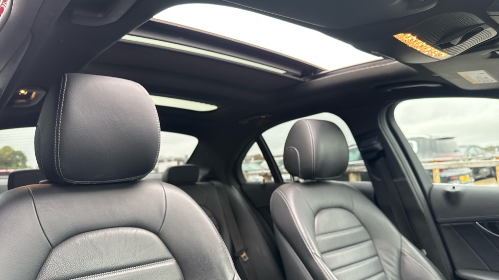 Mercedes-Benz C-Class C200 AMG Line Premium Plus 4dr 9G-Tronic Petrol Saloon - Image 30