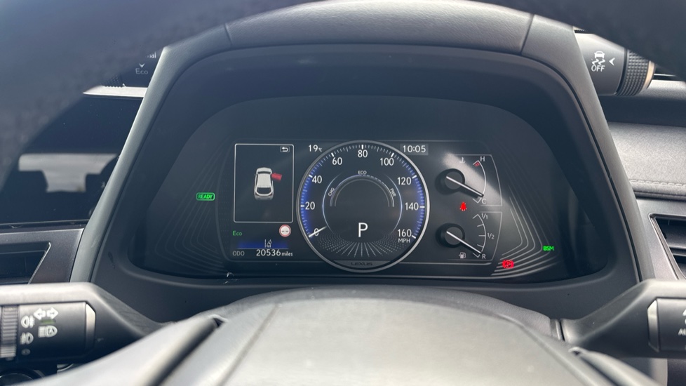 Lexus UX 250h 2.0 F-Sport Design 5dr CVT Hybrid Hatchback - Image 18
