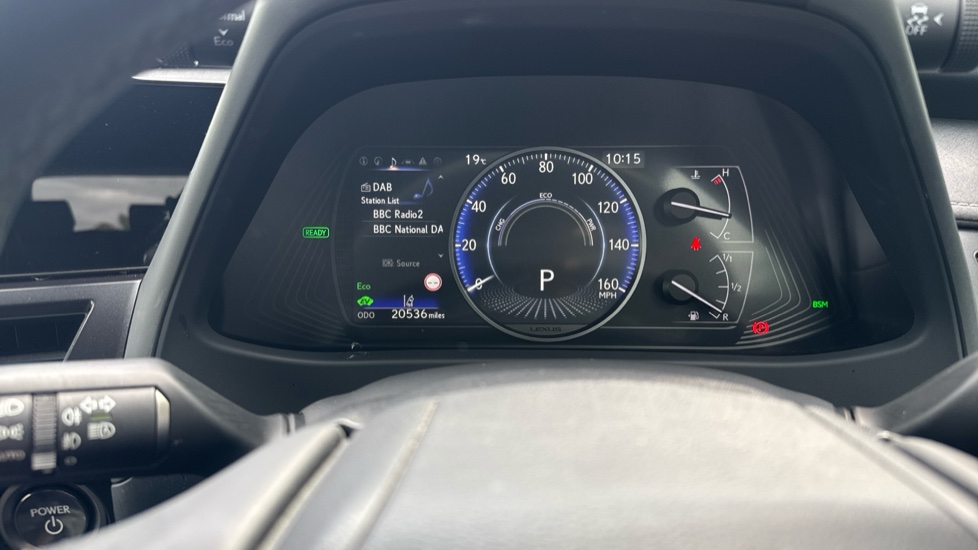 Lexus UX 250h 2.0 F-Sport Design 5dr CVT Hybrid Hatchback - Image 32