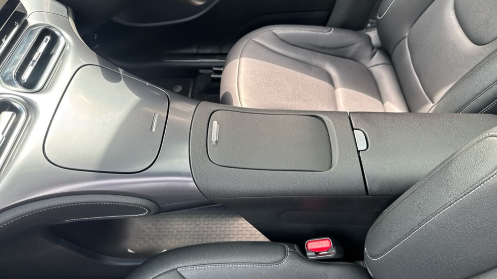 smart Hashtag 1 200kW Pro + 66kWh 5dr Auto Electric Hatchback - Image 13