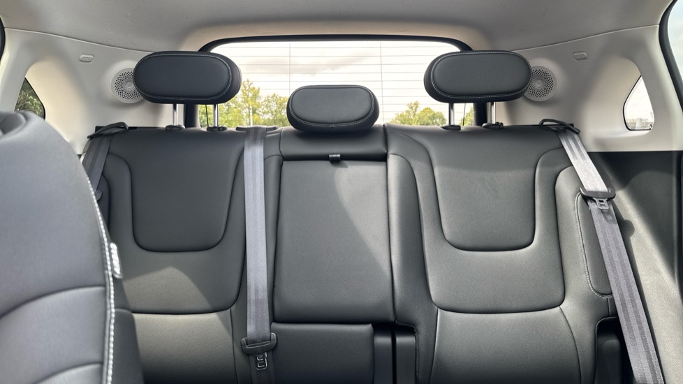 smart Hashtag 1 200kW Pro + 66kWh 5dr Auto Electric Hatchback - Image 15