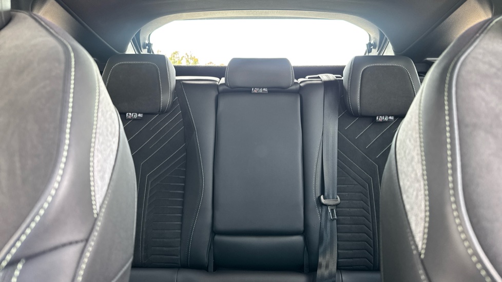 Peugeot 3008 1.2 Hybrid 136 GT 5dr e-DSC6 Petrol Estate - Image 15
