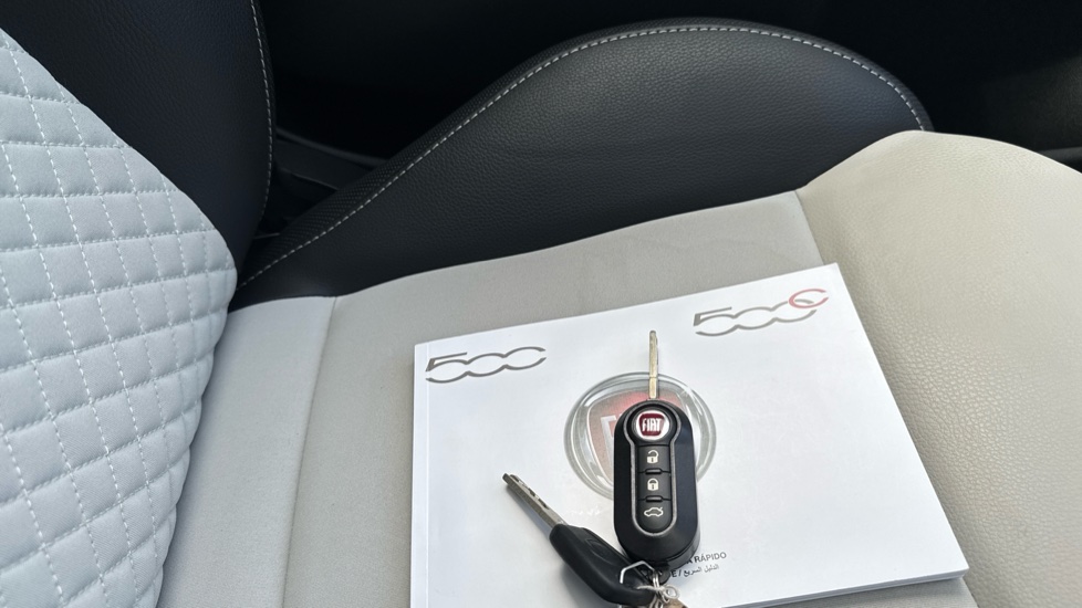 Fiat 500 1.0 Mild Hybrid Dolcevita [Part Leather] 3dr Petrol Hatchback - Image 19