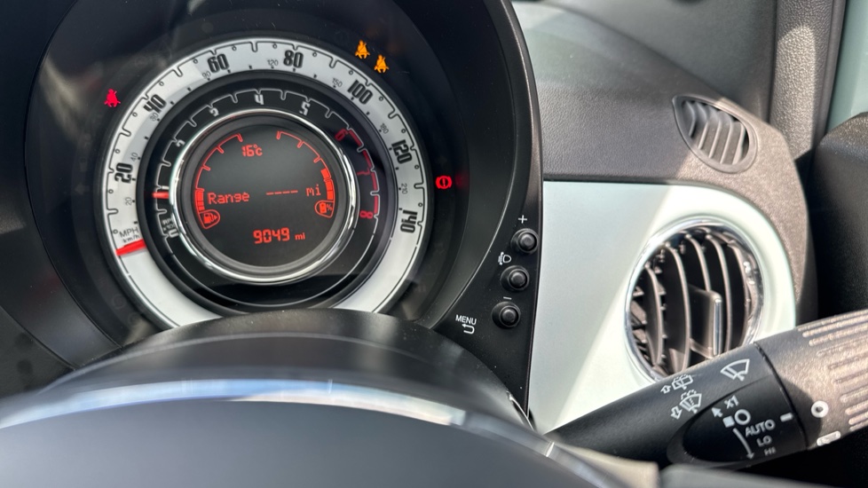 Fiat 500 1.0 Mild Hybrid Dolcevita [Part Leather] 3dr Petrol Hatchback - Image 31