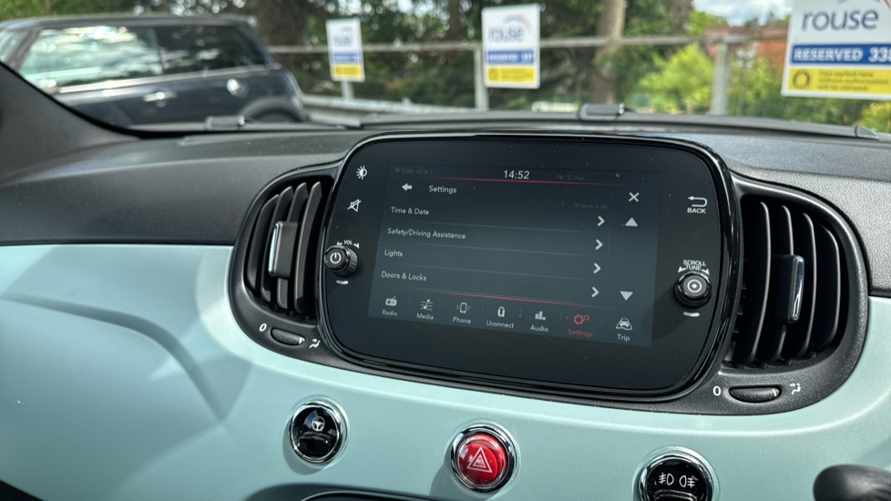 Fiat 500 1.0 Mild Hybrid Dolcevita [Part Leather] 3dr Petrol Hatchback - Image 40